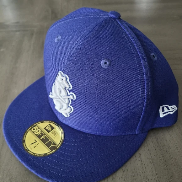 BRAND NEW CHICAGO CUBS FITTED HAT WOOL ROYAL NEW ERA 59FIFTY COOPERSTOWN7 1/4